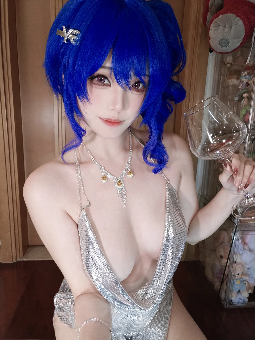 蜜汁猫裘_碧蓝航线·圣路易斯_礼服自拍_16P,1V_1_23GB tg@simisebaisi 【丝足阁】006.webp